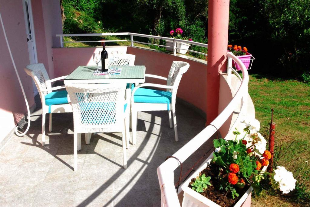 Apartments Kuc Tivat Zewnętrze zdjęcie