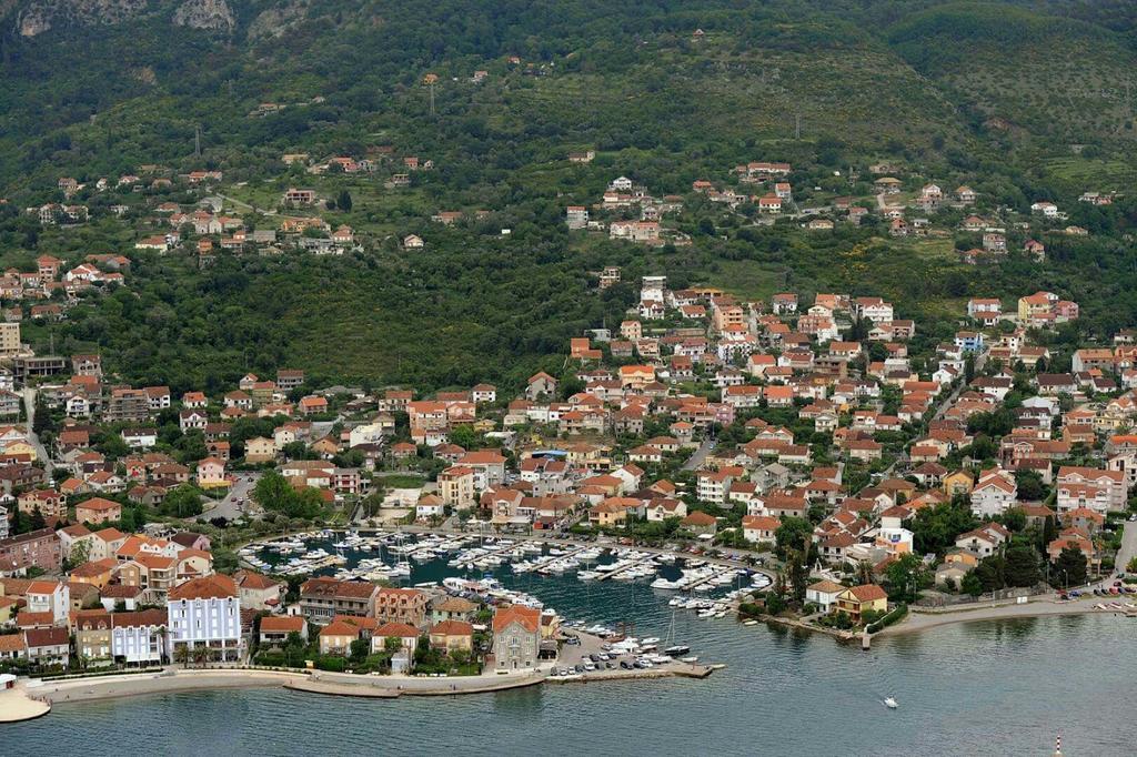 Apartments Kuc Tivat Zewnętrze zdjęcie
